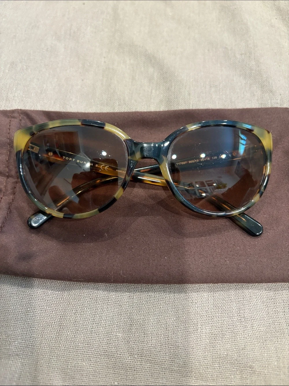 Tory Burch Tortoiseshell Frame Sunglasses with Brown Lenses